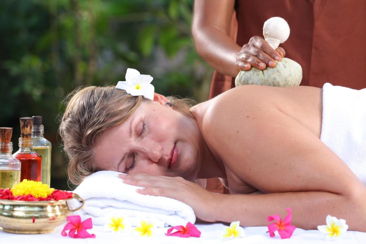 Ayursoma Ayurveda Royal Retreat Hotel Kovalam Exterior photo