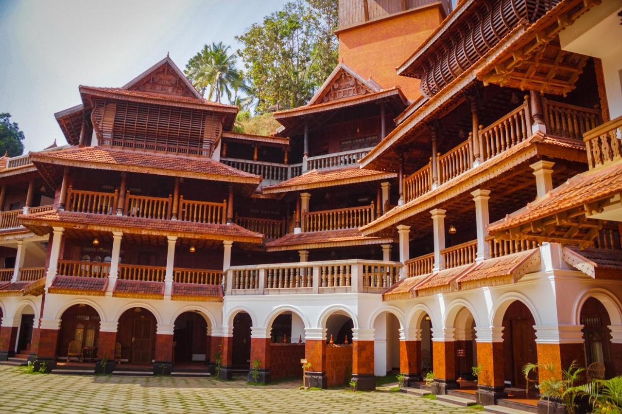 Ayursoma Ayurveda Royal Retreat Hotel Kovalam Exterior photo